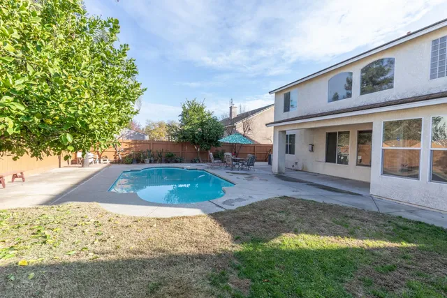 $599,900 | 2681 Wrenwood Avenue, Clovis, CA 93611