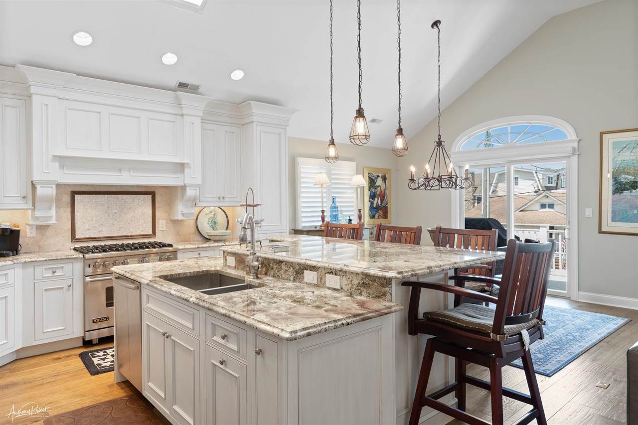 178 37th Street Avalon, NJ 08202 - Photo 2 of 29