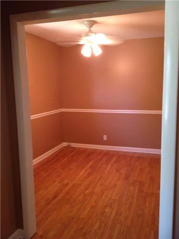 160 Mayhew Road Clarksville, TN 37040 - Photo 3 of 17