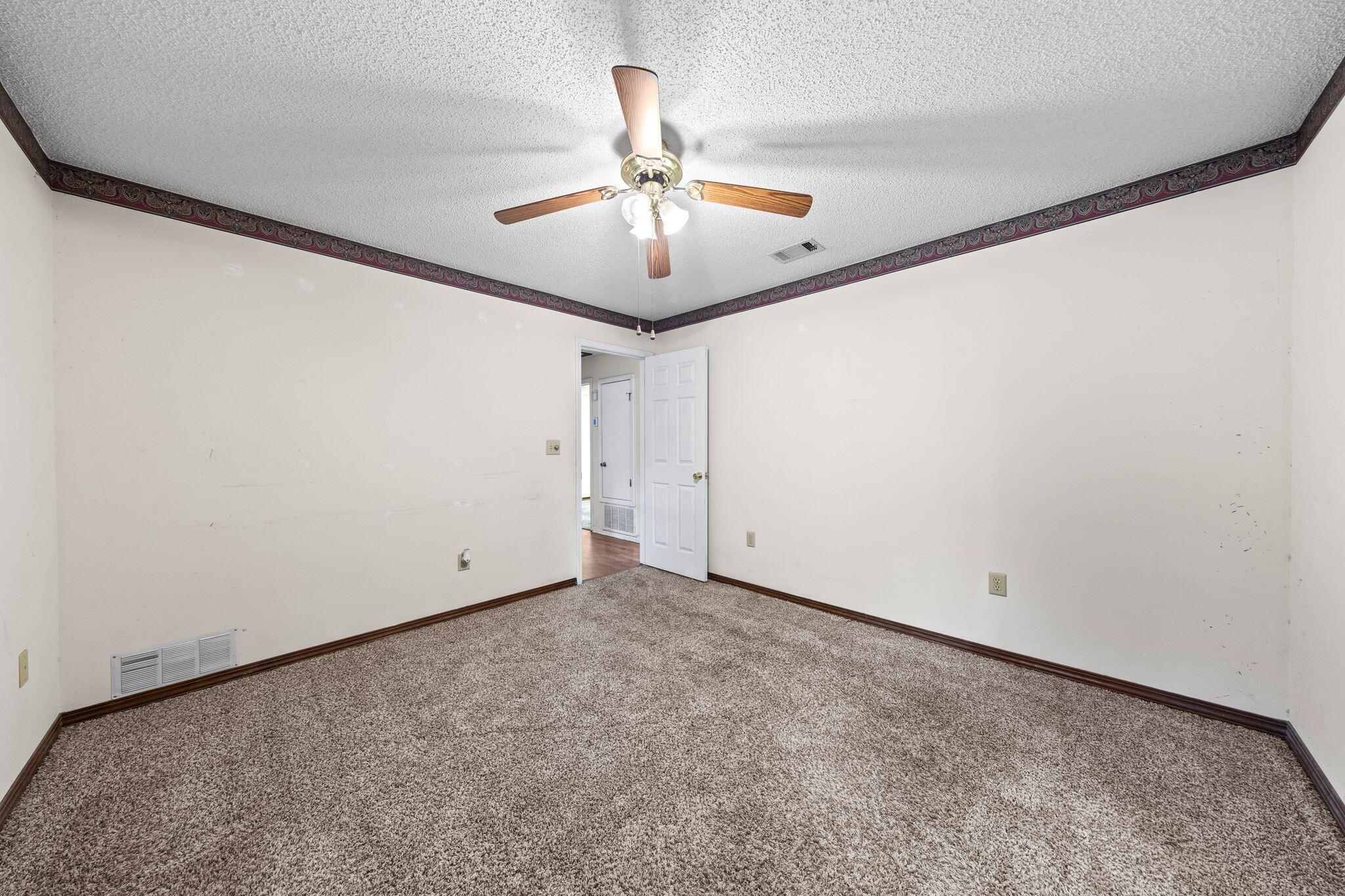 144 Oak Terrace Drive Crestview, FL 32539 - Photo 25 of 61 Image00025