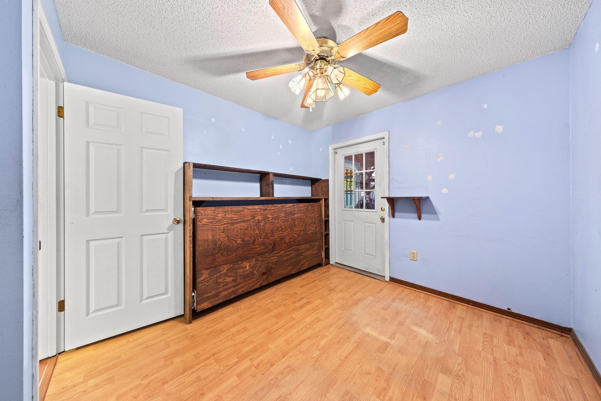 144 Oak Terrace Drive Crestview, FL 32539 - Photo 29 of 61 a view of empty room with a ceiling fan