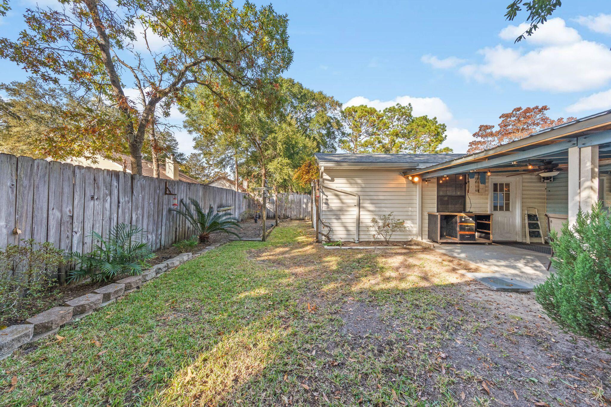 144 Oak Terrace Drive Crestview, FL 32539 - Photo 47 of 61 Image00051