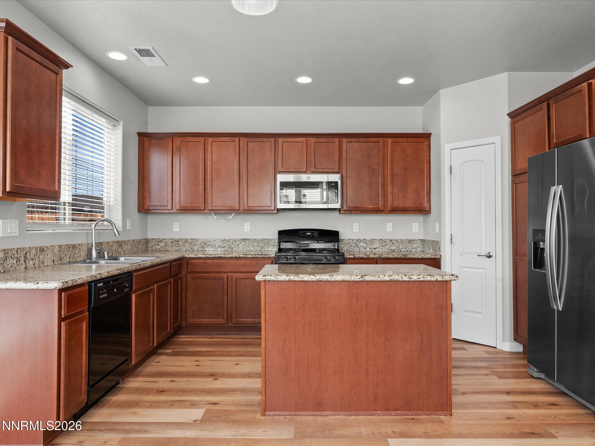 143 Walnut Drive Fernley, NV 89408 - Photo 11 of 32 11-143 Walnut Dr-110