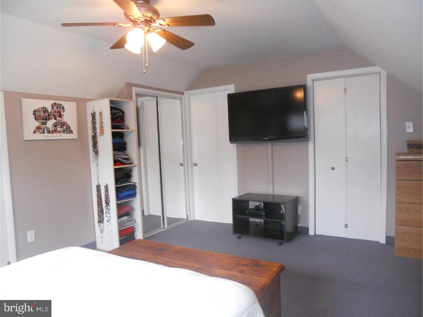 2850 Nautilus Road Philadelphia, PA 19154 - Photo 13 of 19 Bedroom - Main