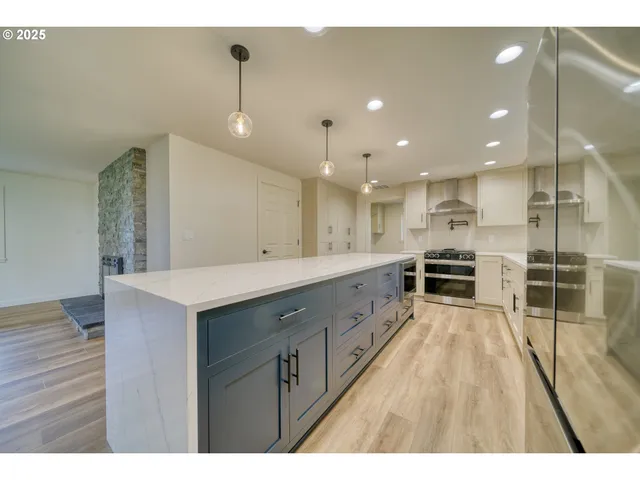 $995,000 | 32991 Rodney Street, Warren, OR 97053