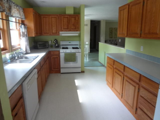 61190 Lenawee Road Cassopolis, MI 49031 - Photo 8 of 23 DSC08007