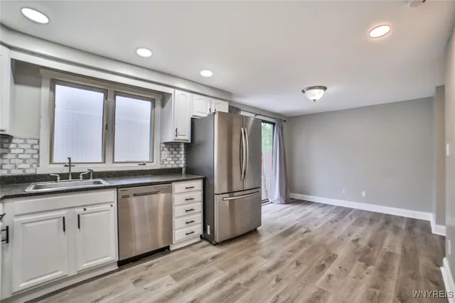 $229,000 | 351 Charlesgate Circle, Amherst, NY 14051