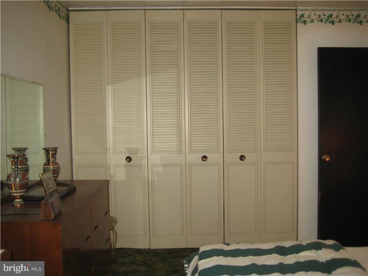 3545 Kyle Road Philadelphia, PA 19154 - Photo 14 of 25 Bedroom - Main
