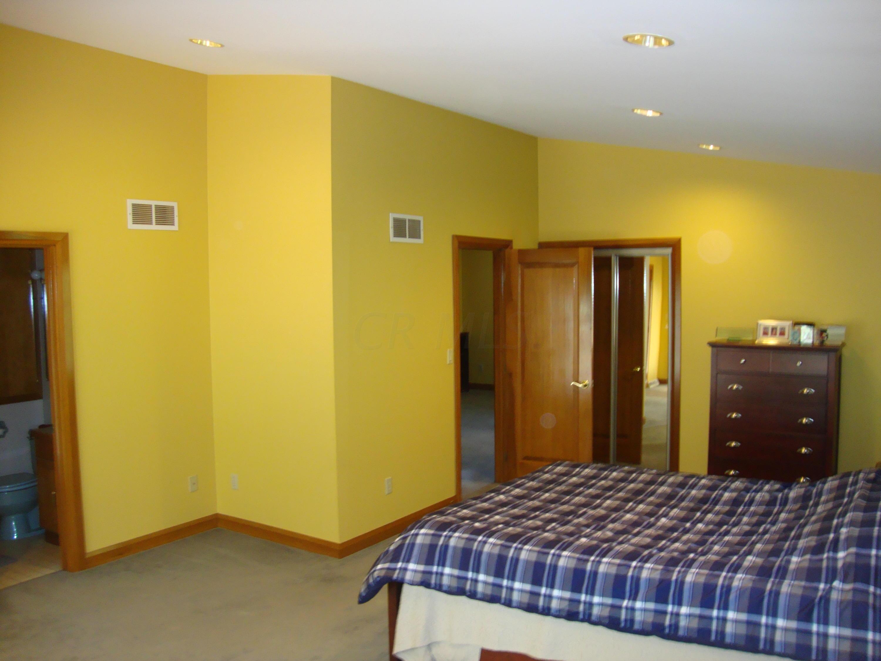 665 Cooper Road Westerville, OH 43081 - Photo 17 of 23