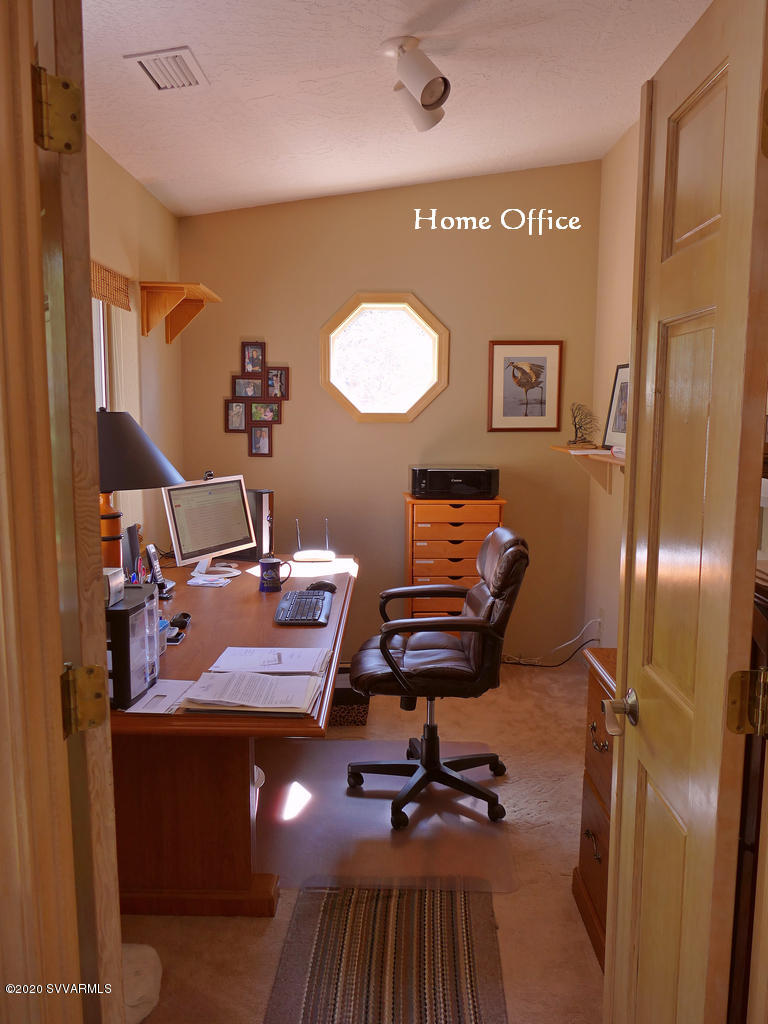 2275 Corral Road Sedona, AZ 86336 - Photo 21 of 30 a view of a workspace with furniture
