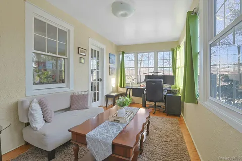 $985,000 | 32 Lynwood Road, Scarsdale, NY 10583