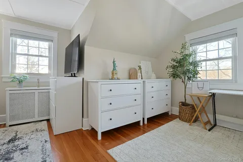 $985,000 | 32 Lynwood Road, Scarsdale, NY 10583