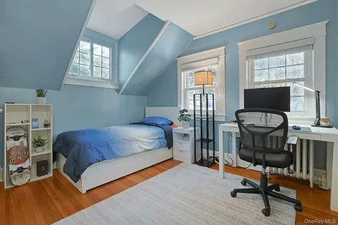 $985,000 | 32 Lynwood Road, Scarsdale, NY 10583