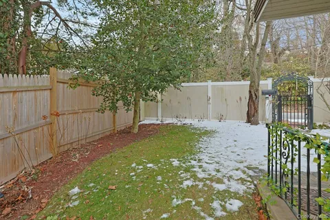 $985,000 | 32 Lynwood Road, Scarsdale, NY 10583