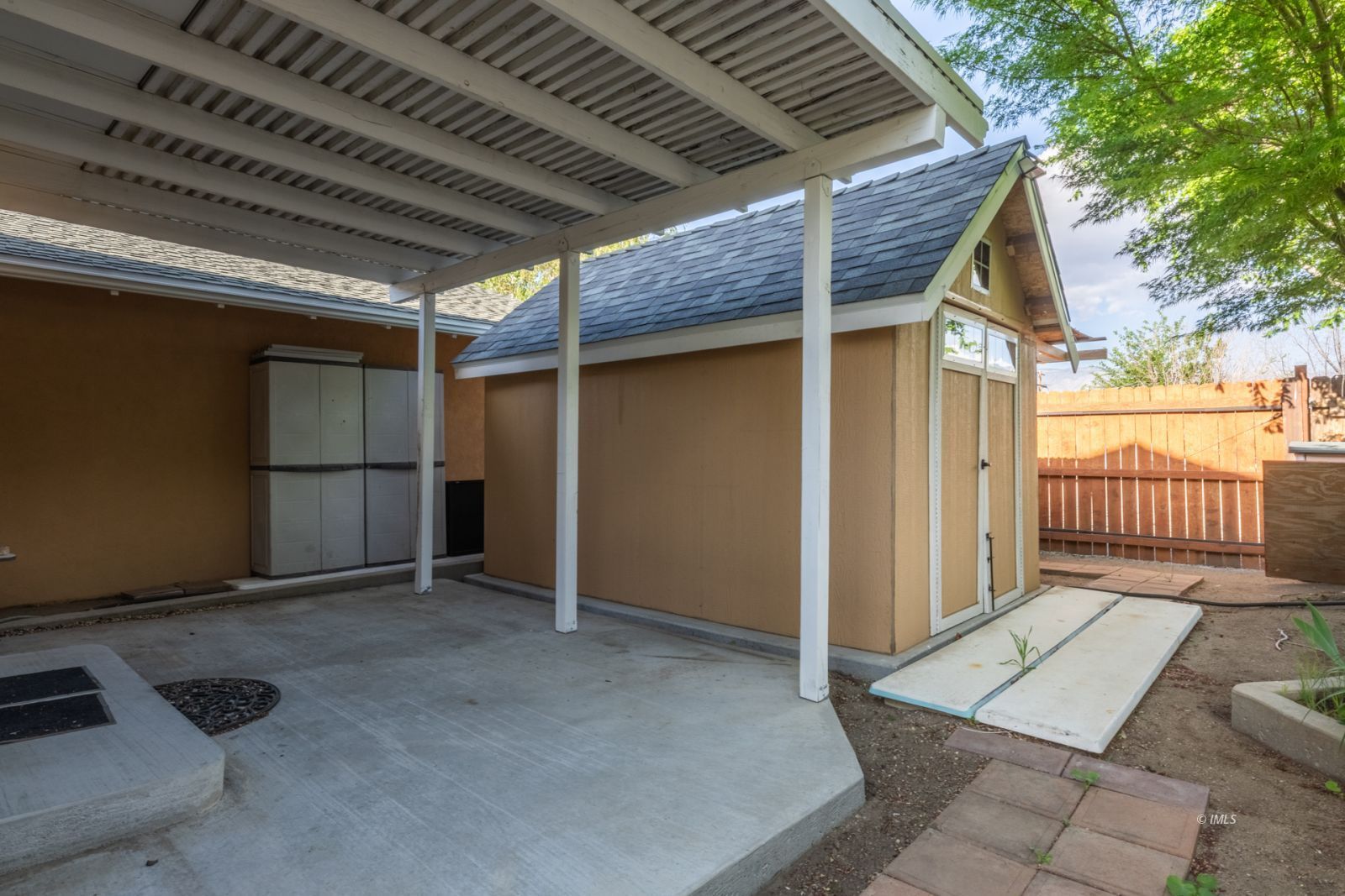 331 North Jackson Street Independence, CA 93526 - Photo 32 of 35 Storage Area
