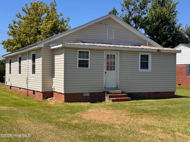 $129,900 | 107 South McCaskey Road, Williamston, NC 27892
