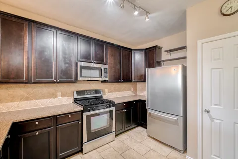 $265,000 | 16100 South Great Oaks Drive, Unit 901, Round Rock, TX 78681