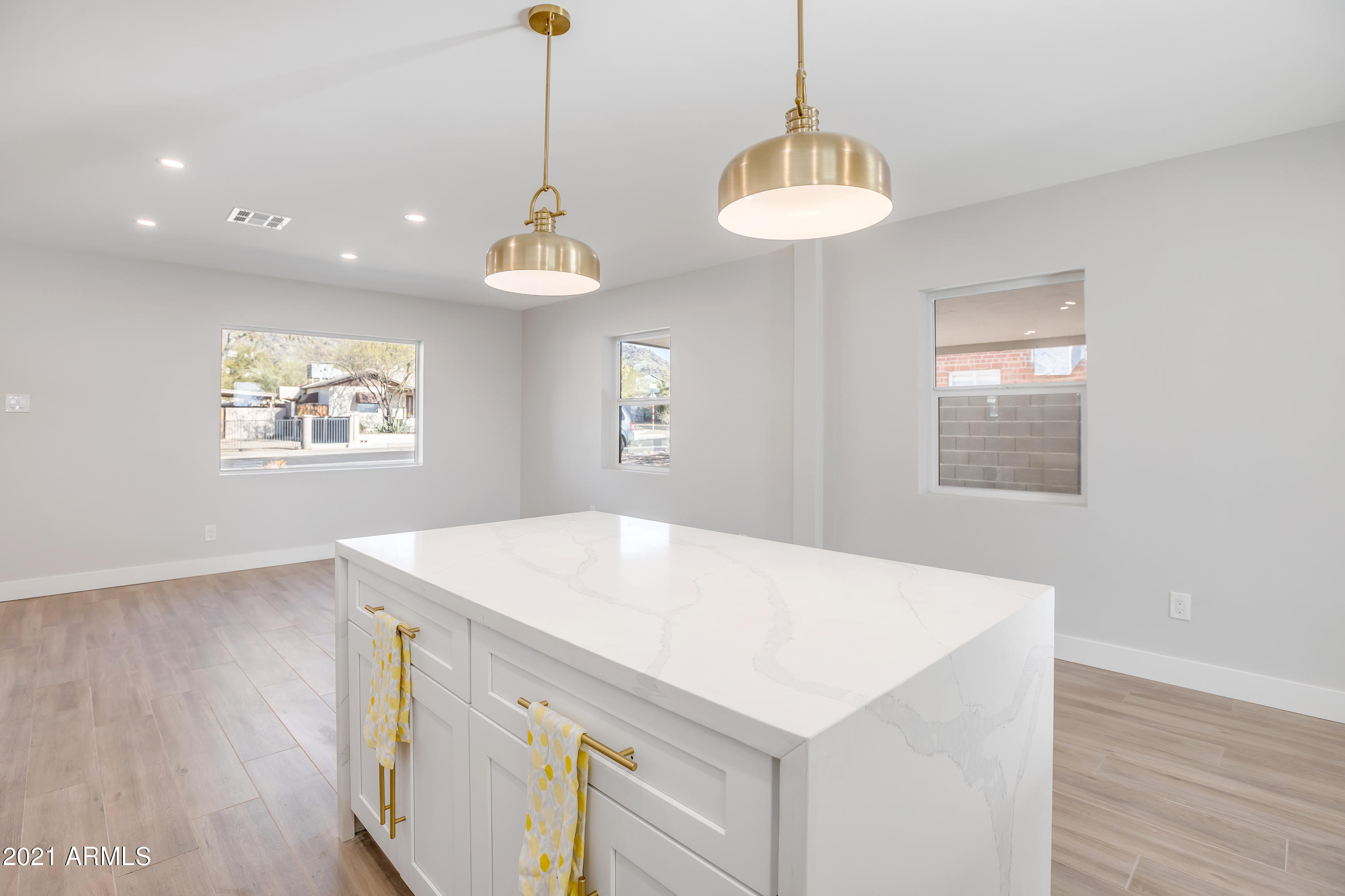 45 West Vogel Avenue Phoenix, AZ 85021 - Photo 7 of 20 Vogel - 7287