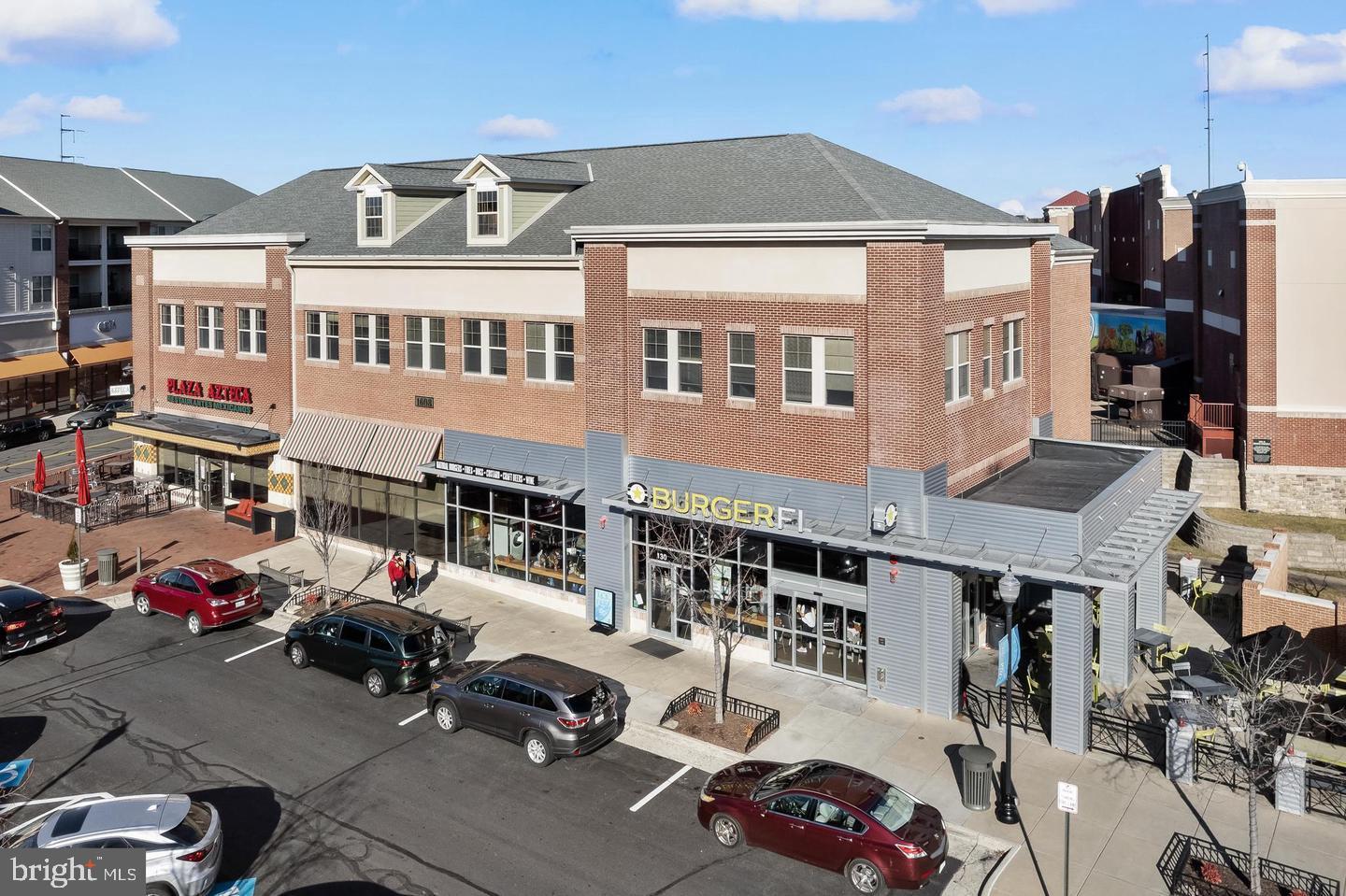 1102 Ribbon Limestone Terrace Southeast Leesburg, VA 20175 - Photo 25 of 26 Shops Galore