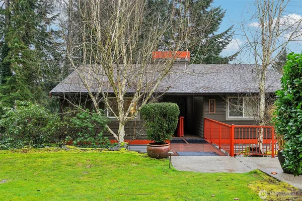 $413,000 | 11060 Northeast 33rd Place, Unit E3, Bellevue, WA 98004