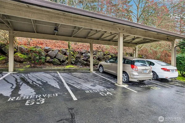 $413,000 | 11060 Northeast 33rd Place, Unit E3, Bellevue, WA 98004