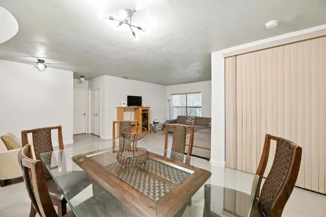 $275,000 | 2881 Carambola Circle South, Unit 2072, Coconut Creek, FL 33066