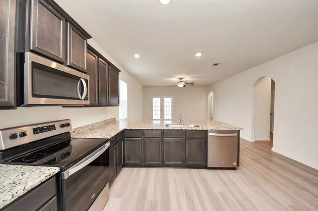 $1,850 | 305 Wayne County Drive, Katy, TX 77493