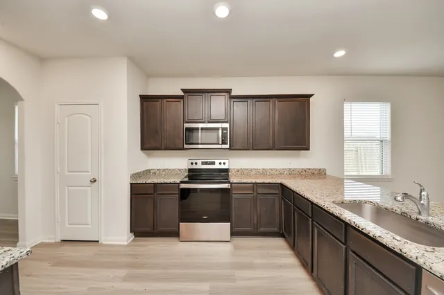 $1,850 | 305 Wayne County Drive, Katy, TX 77493