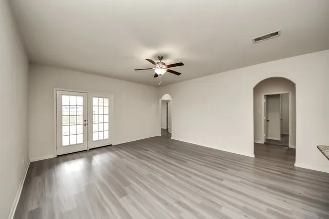 $1,850 | 305 Wayne County Drive, Katy, TX 77493