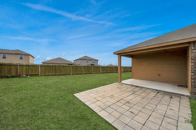 $1,850 | 305 Wayne County Drive, Katy, TX 77493