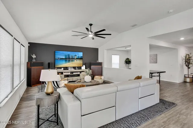 $450,000 | 14570 Needham Drive, Jacksonville, FL 32256