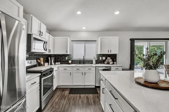 $450,000 | 14570 Needham Drive, Jacksonville, FL 32256