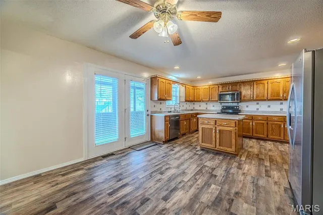 $322,500 | 19725 Stirrup Lane, Waynesville, MO 65583