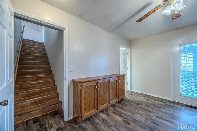 $322,500 | 19725 Stirrup Lane, Waynesville, MO 65583