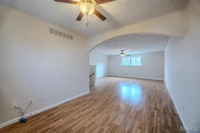 $322,500 | 19725 Stirrup Lane, Waynesville, MO 65583