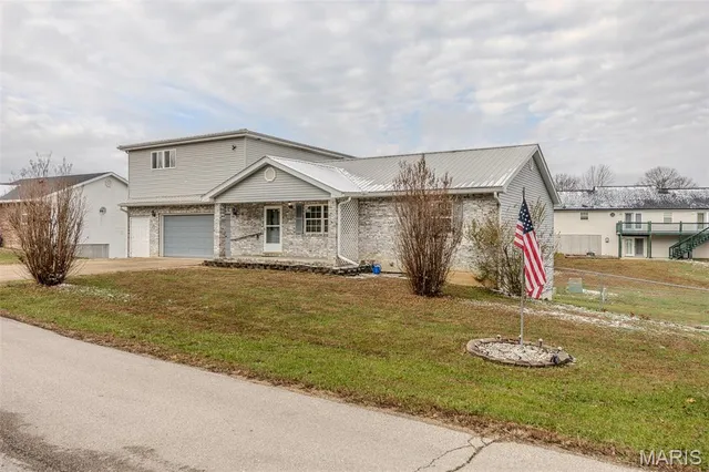 $322,500 | 19725 Stirrup Lane, Waynesville, MO 65583