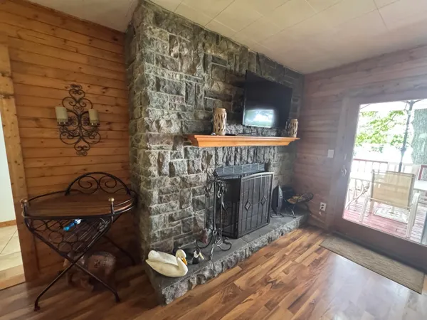 $399,900 | 11547 Scott Park Road, Delton, MI 49046