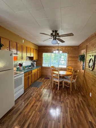 $399,900 | 11547 Scott Park Road, Delton, MI 49046