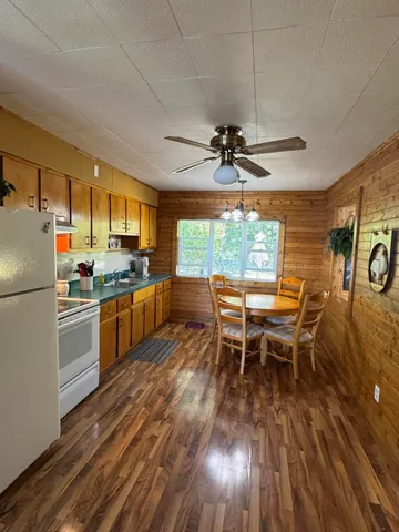 $399,900 | 11547 Scott Park Road, Delton, MI 49046