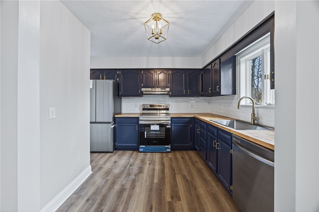 990 Bell Road Phelps, NY 14432 - Photo 4 of 25