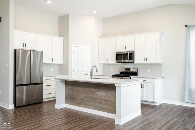 $320,000 | 9804 Canyon Lane, Pendleton, IN 46064