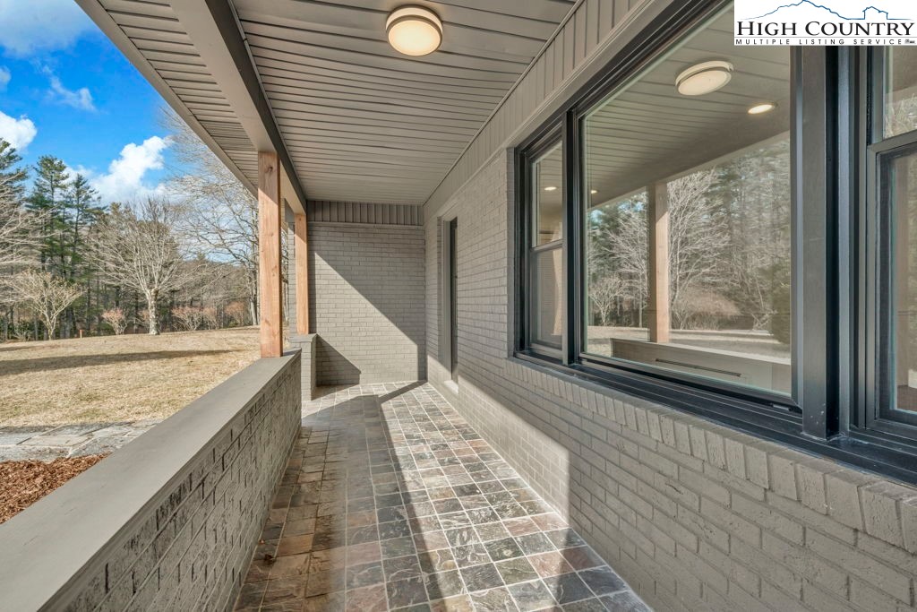 711 Possum Hollow Road Blowing Rock, NC 28605 - Photo 3 of 43