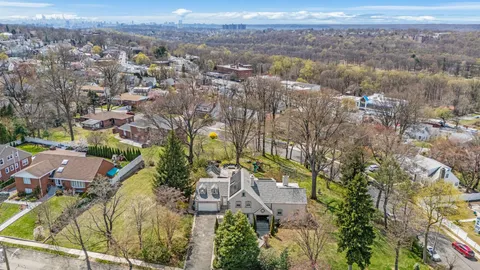 $1,450,000 | 191 Dunwoodie Street, Yonkers, NY 10704