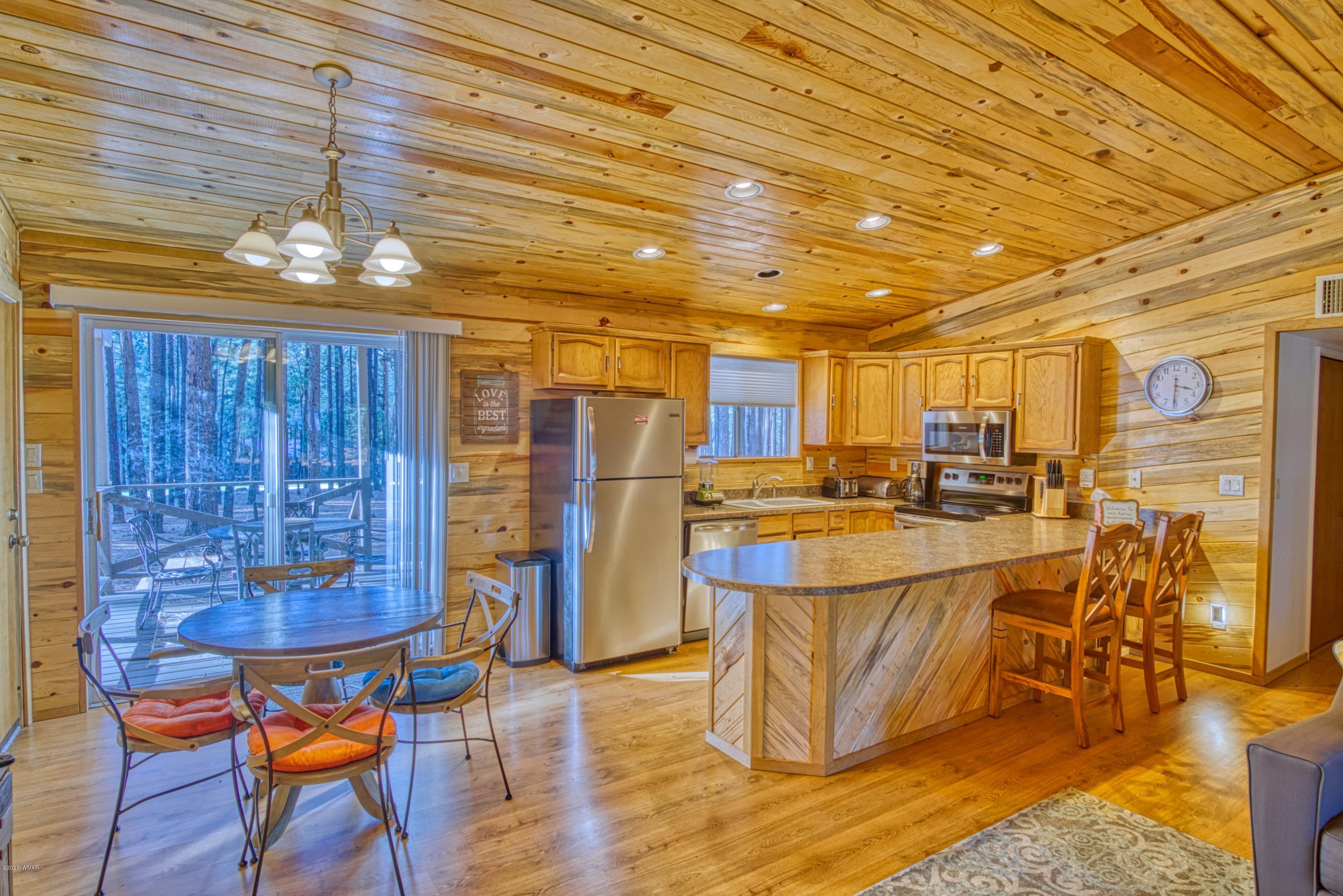 7720 Geronimo Road Pinetop, AZ 85935 - Photo 6 of 17 Gallery Image 6