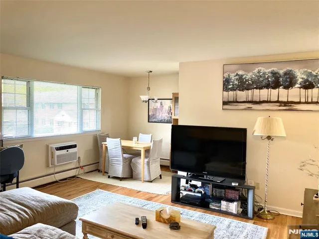 $1,950 | 506 Washington Drive, Ramsey, NJ 07446