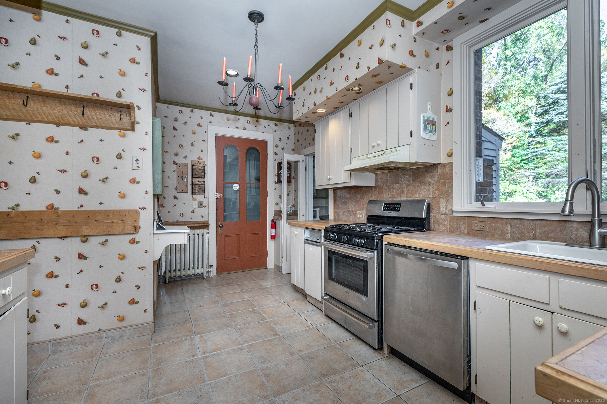 1 North Shore Road Warren, CT 06777 - Photo 14 of 31
