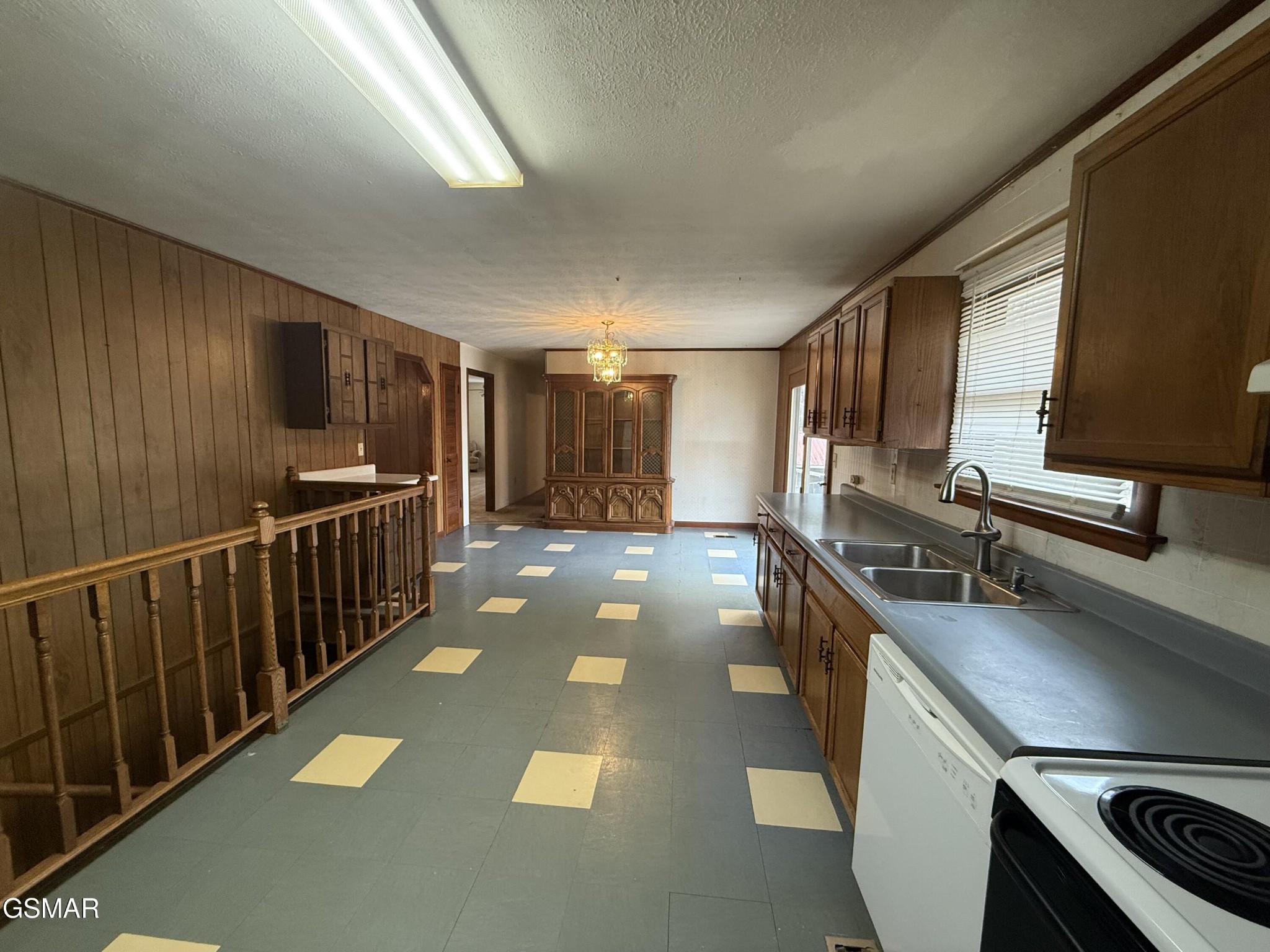 1342 Edwina Bridgeport Road Newport, TN 37821 - Photo 3 of 30 Gallery Image 3