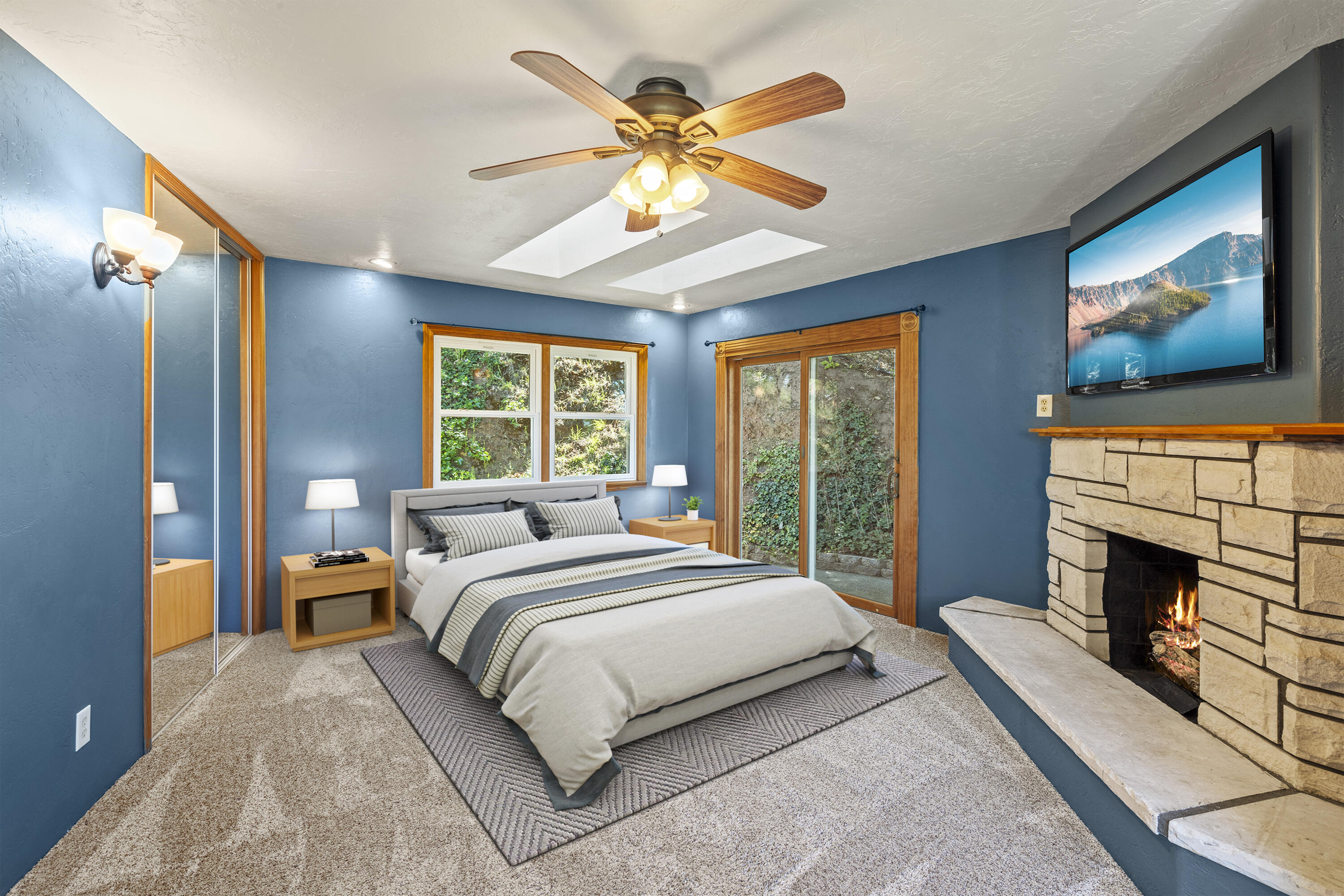 6397 Pioneer Road Medford, OR 97501 - Photo 17 of 44 Primary Bedroom - Virtually Staged