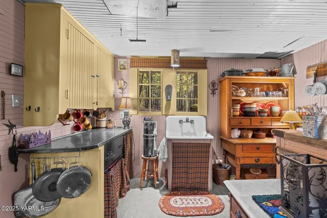 $169,000 | 19011 Highway 410, Unit 11A, Naches, WA 98937