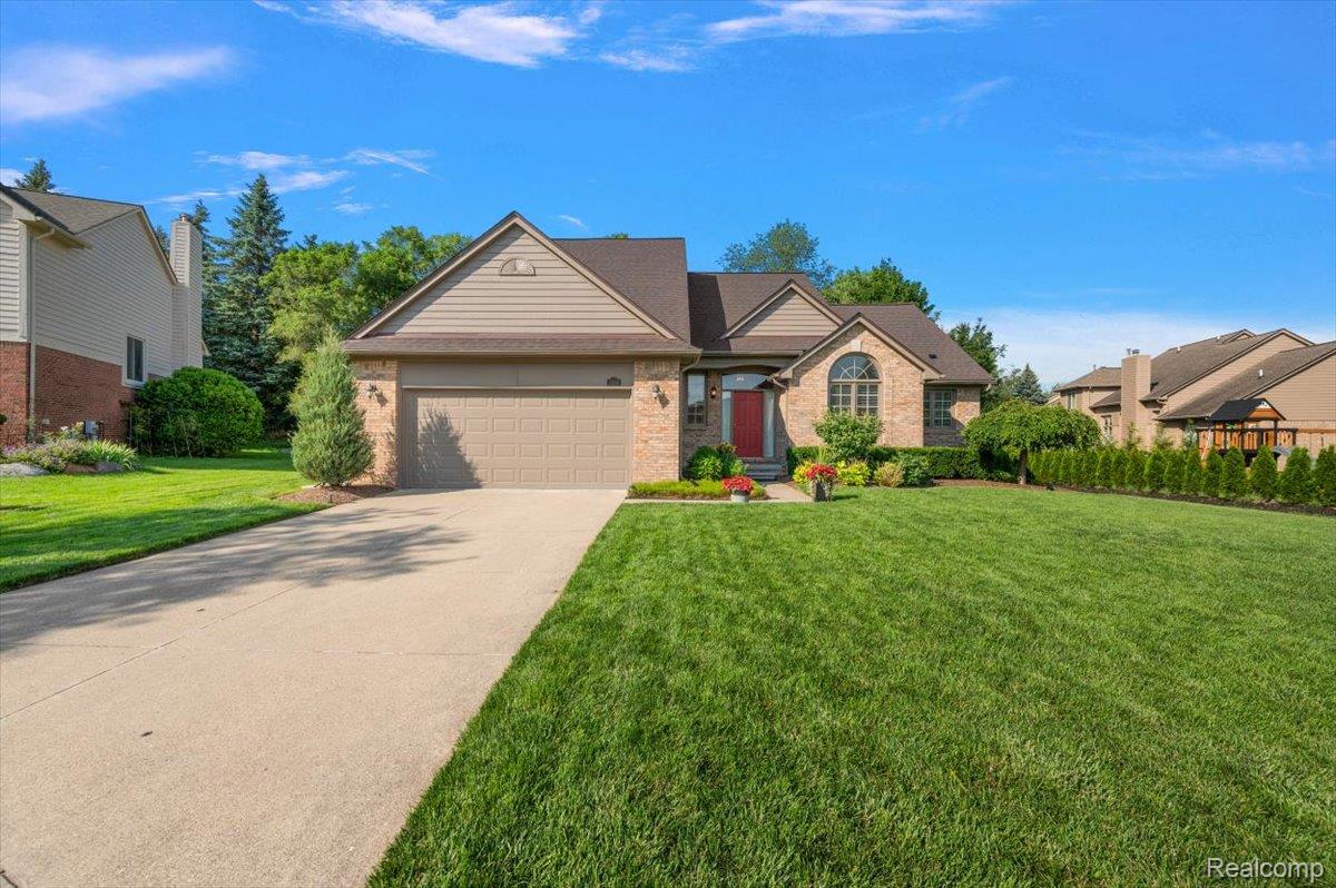 3359 Paddington Court Rochester, MI 48309 - Photo 3 of 63 04-3359 Paddington Ct-4.jpg
